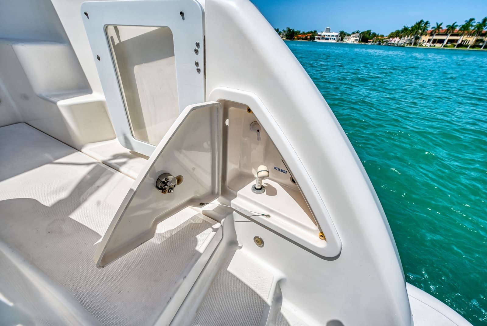 2011 Tiara Yachts 3500 Sivran LE - Photo 50