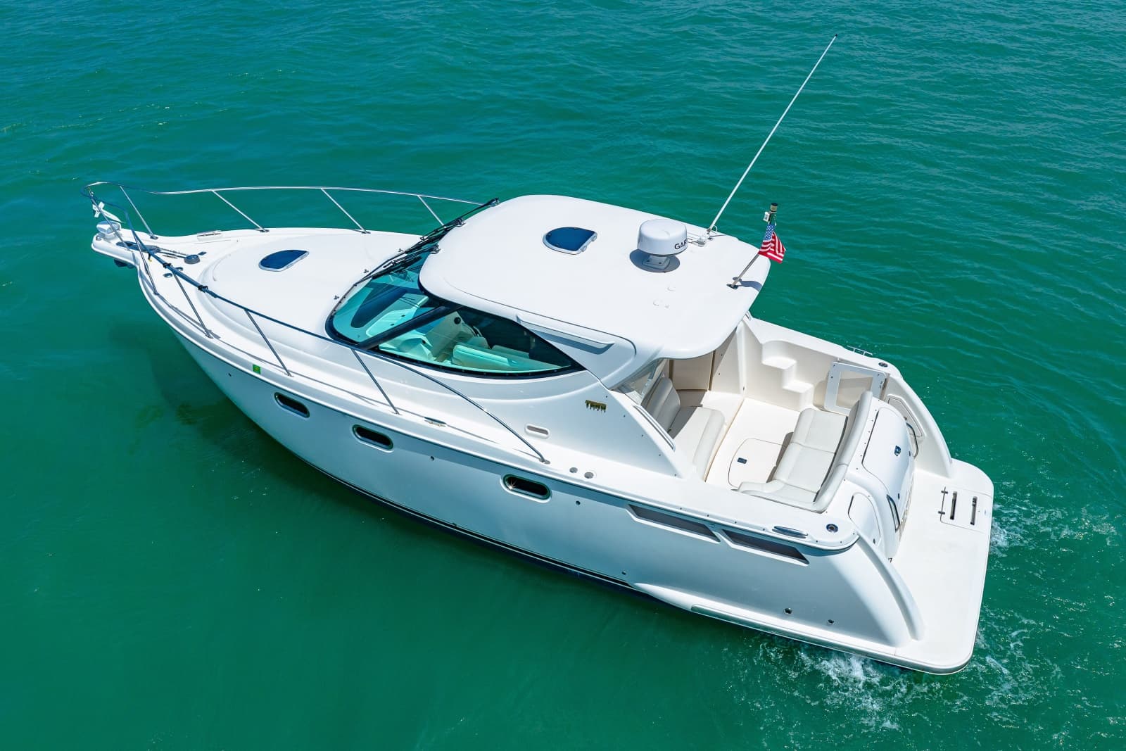2011 Tiara Yachts 3500 Sivran LE - Photo 21