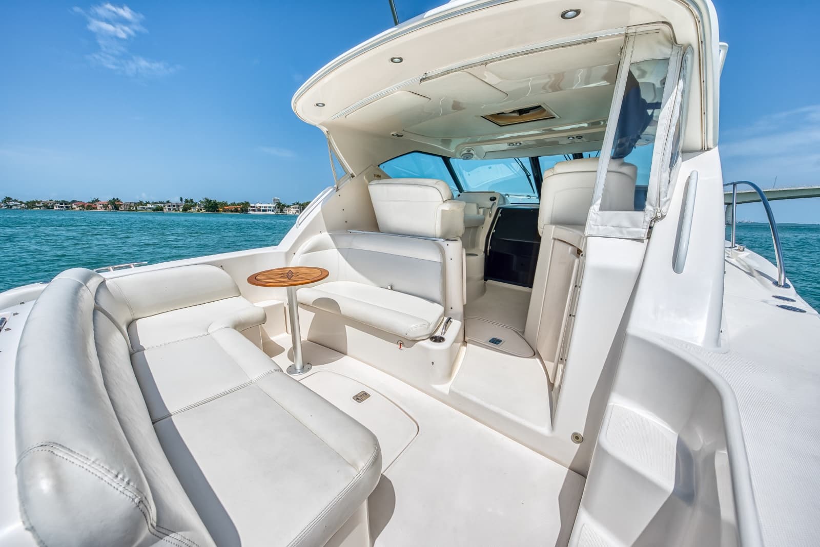 2011 Tiara Yachts 3500 Sivran LE - Photo 44