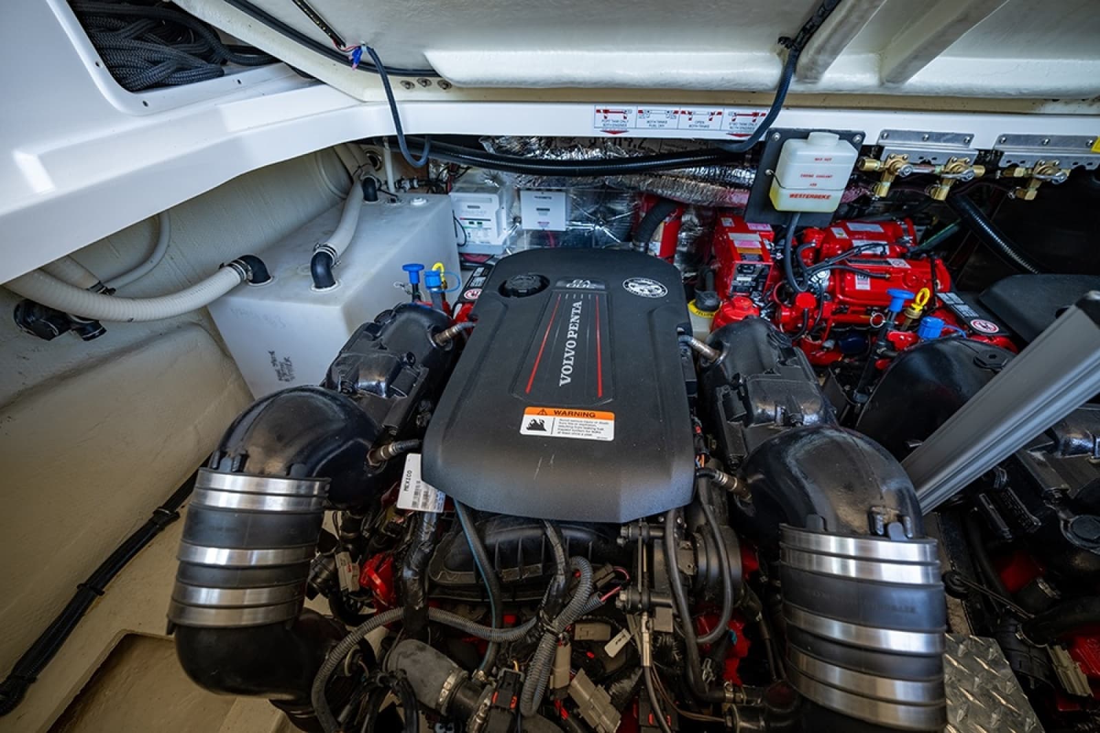 2019 Regal 35 Sport Coupe - Photo 43