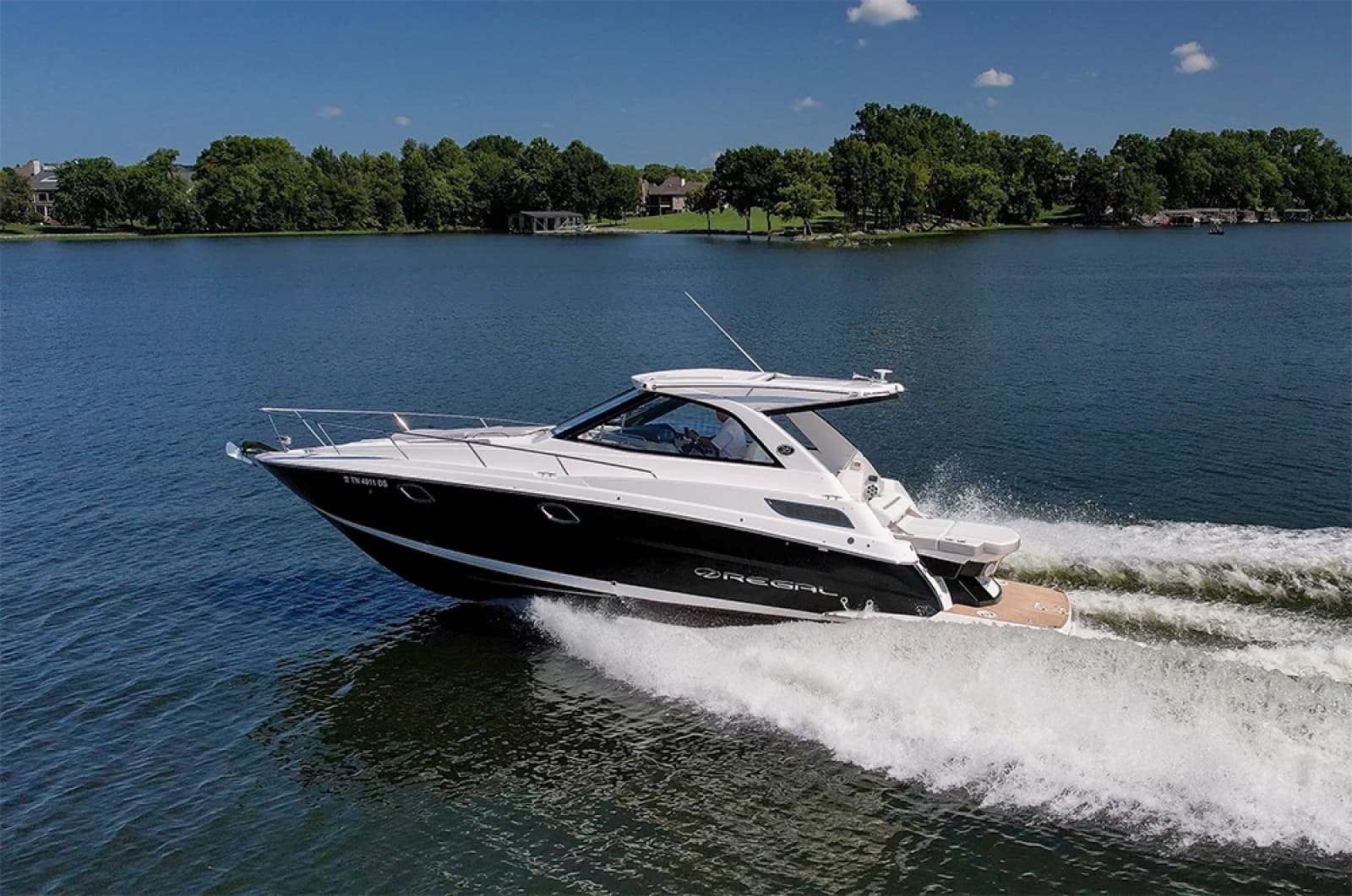 2019 Regal 35 Sport Coupe - Photo 53