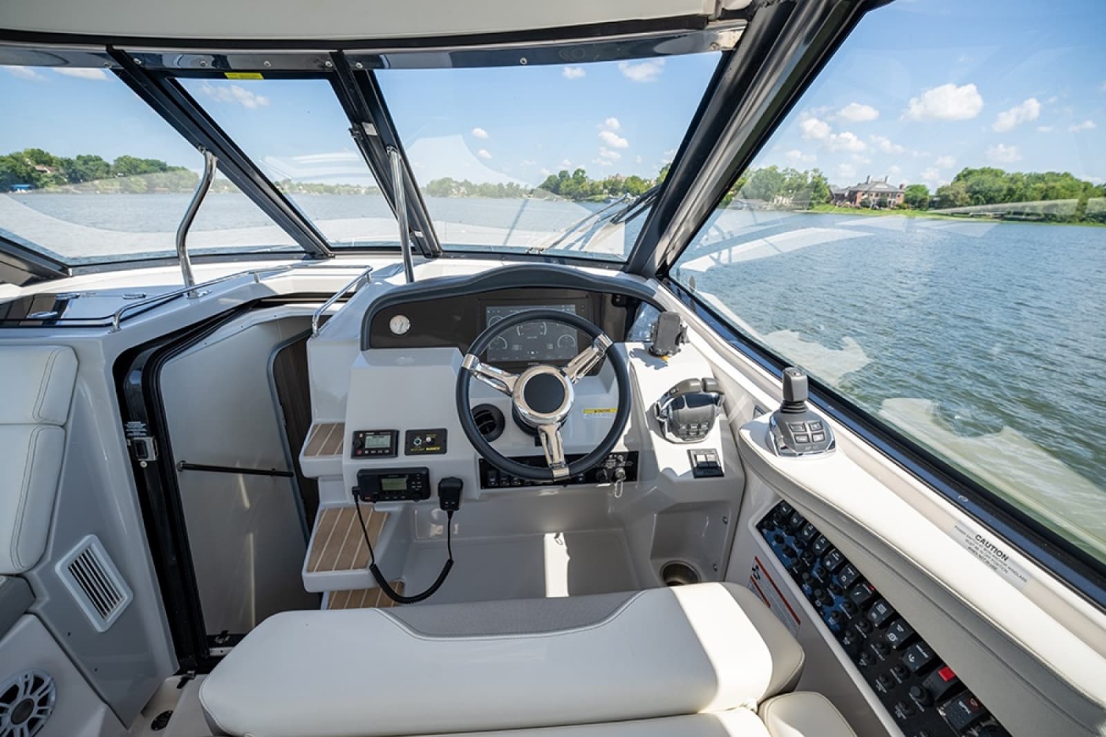 2019 Regal 35 Sport Coupe - Photo 25