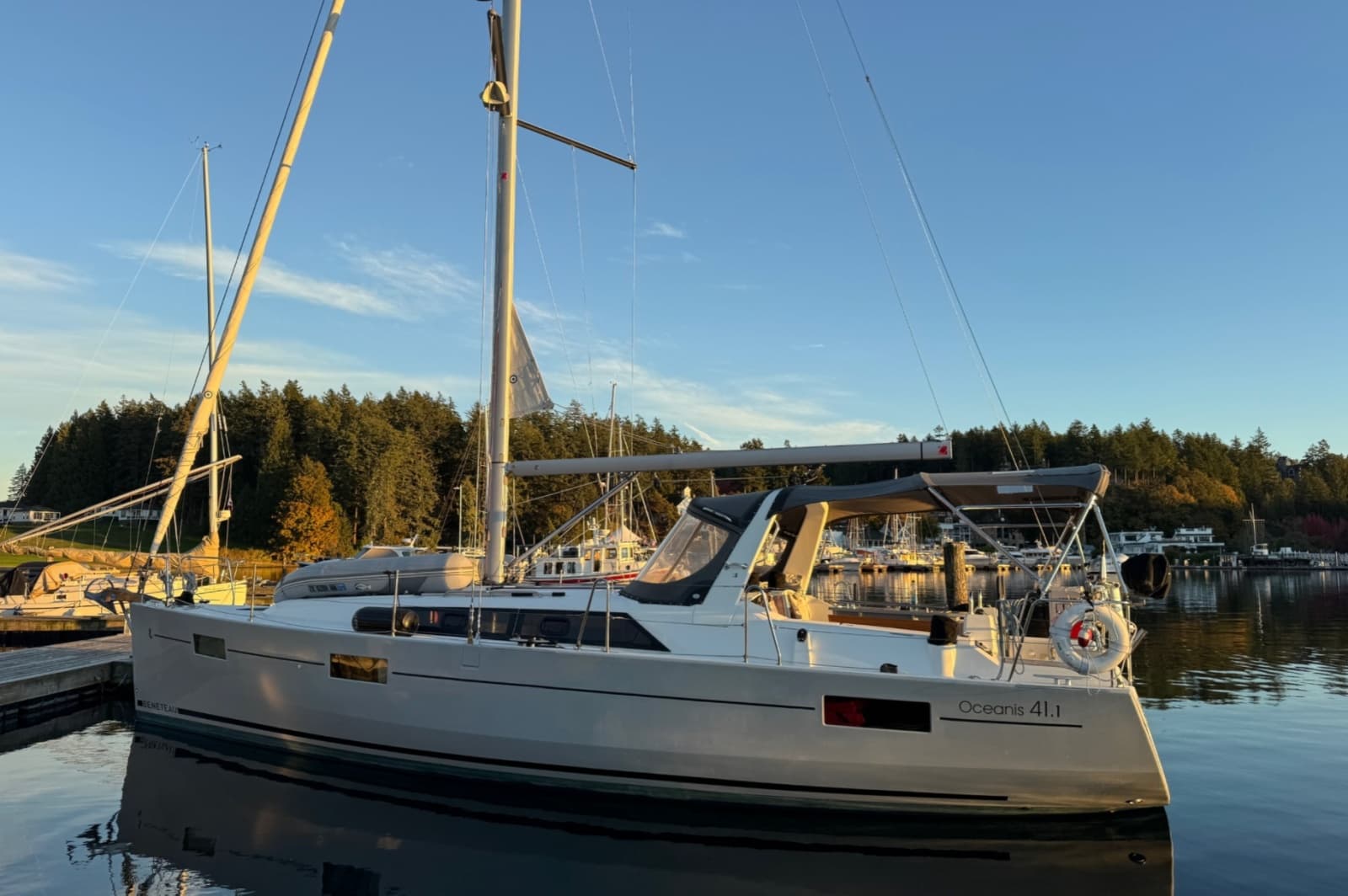 2020 Beneteau Oceanis 41.1 - Photo 2