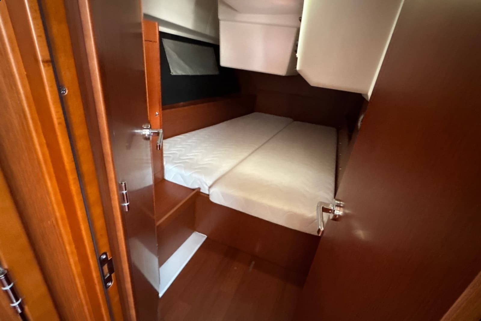 2020 Beneteau Oceanis 41.1 - Photo 11