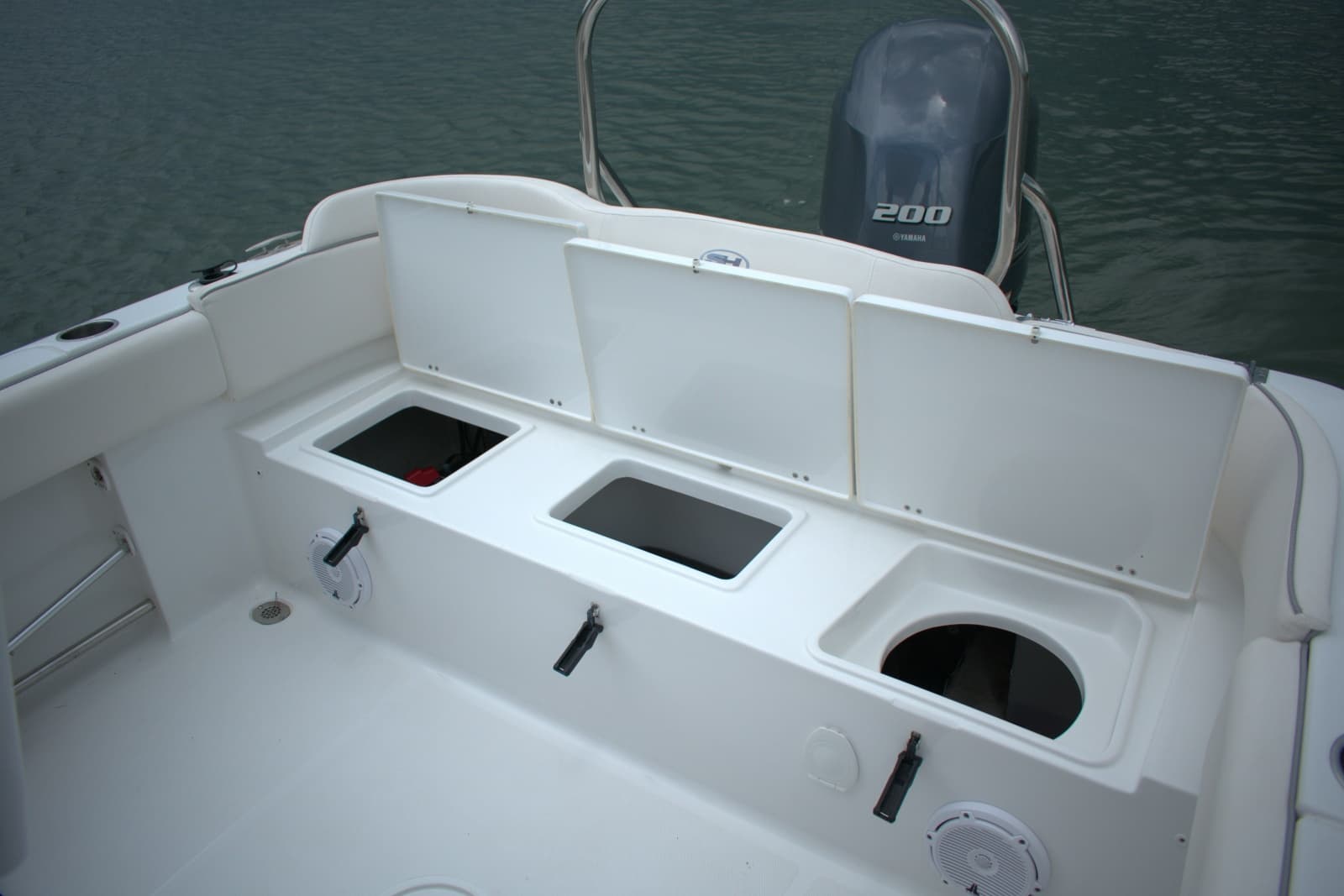 2023 Sea Hunt Ultra 234 - Photo 17