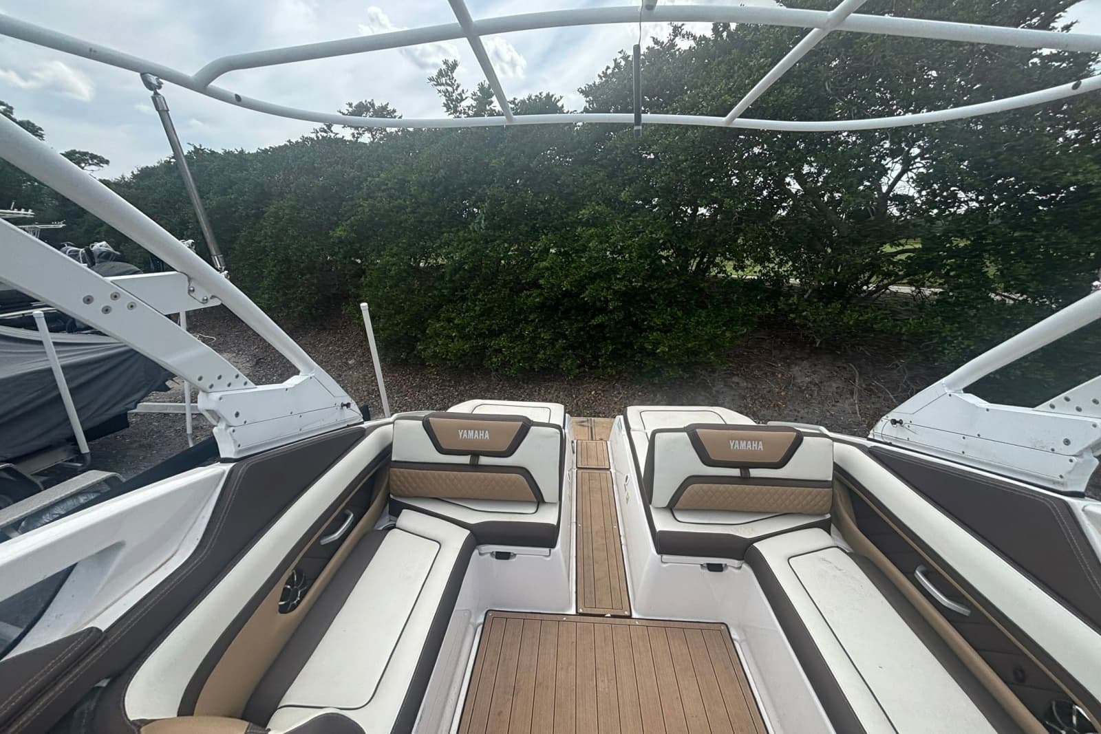2021 Yamaha Boats 275SE - Photo 9