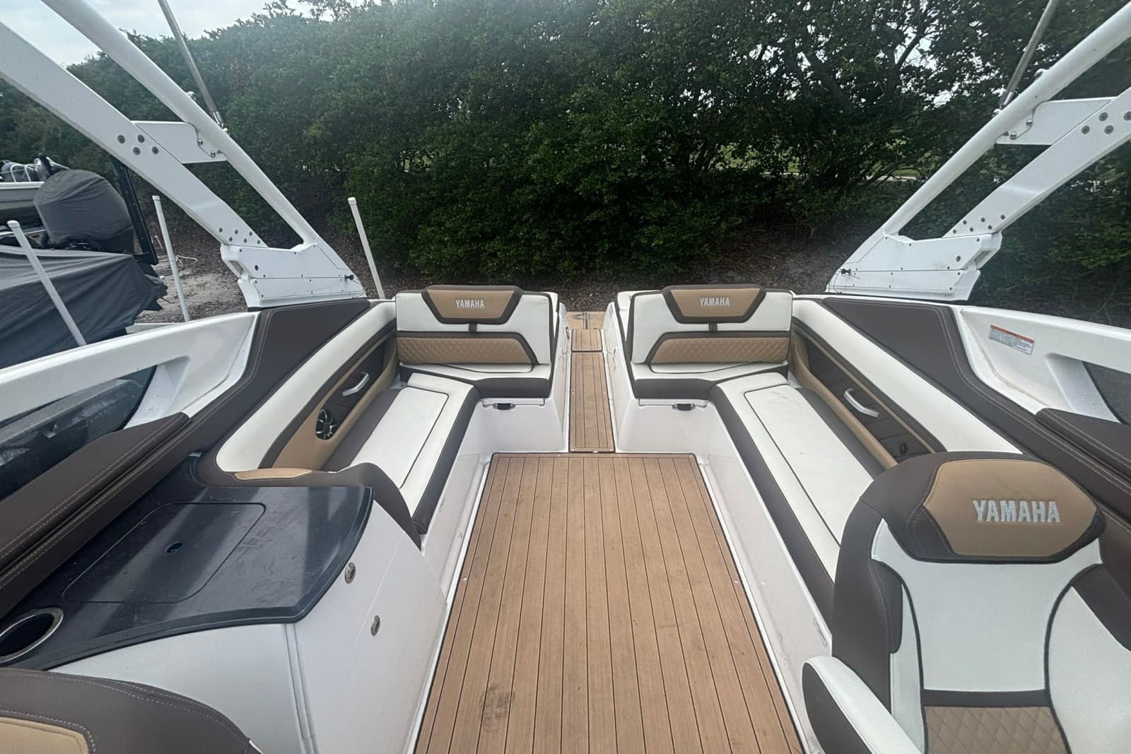 2021 Yamaha Boats 275SE - Photo 7