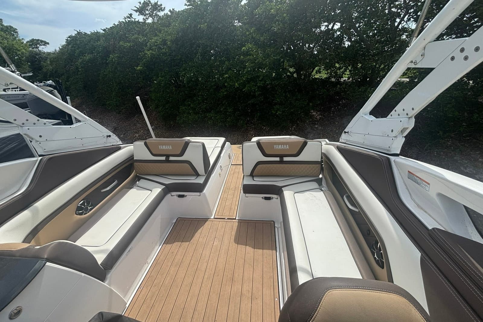 2021 Yamaha Boats 275SE - Photo 8