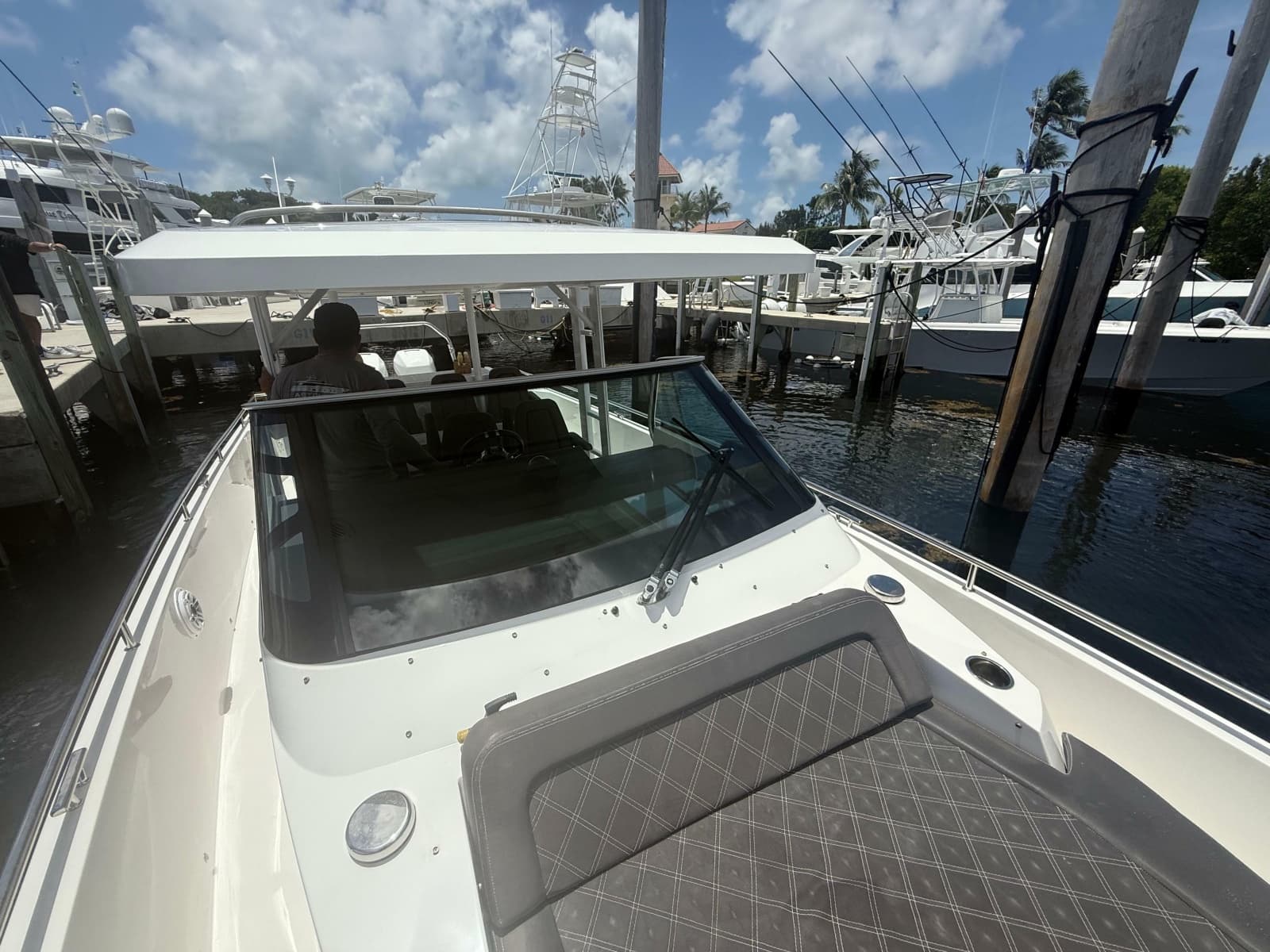 2017 Axopar 37 Sun-Top - Photo 24