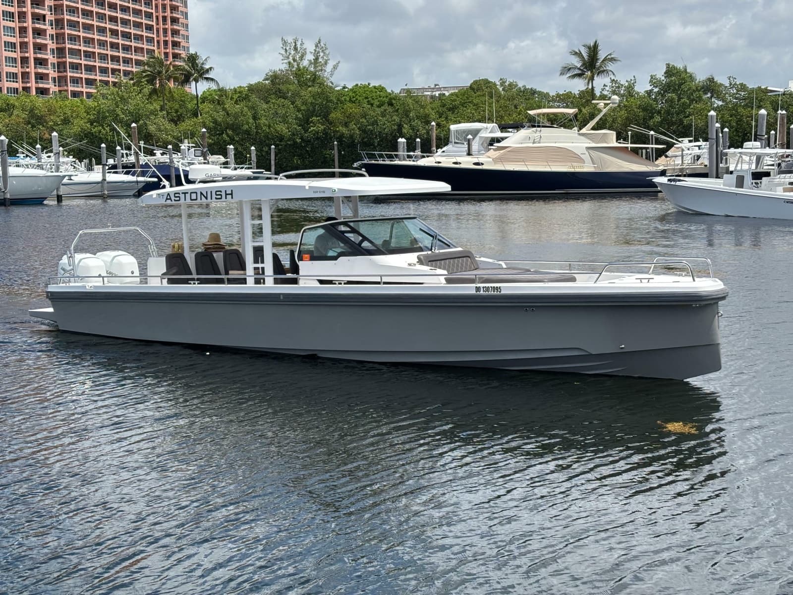 2017 Axopar 37 Sun-Top - Photo 1