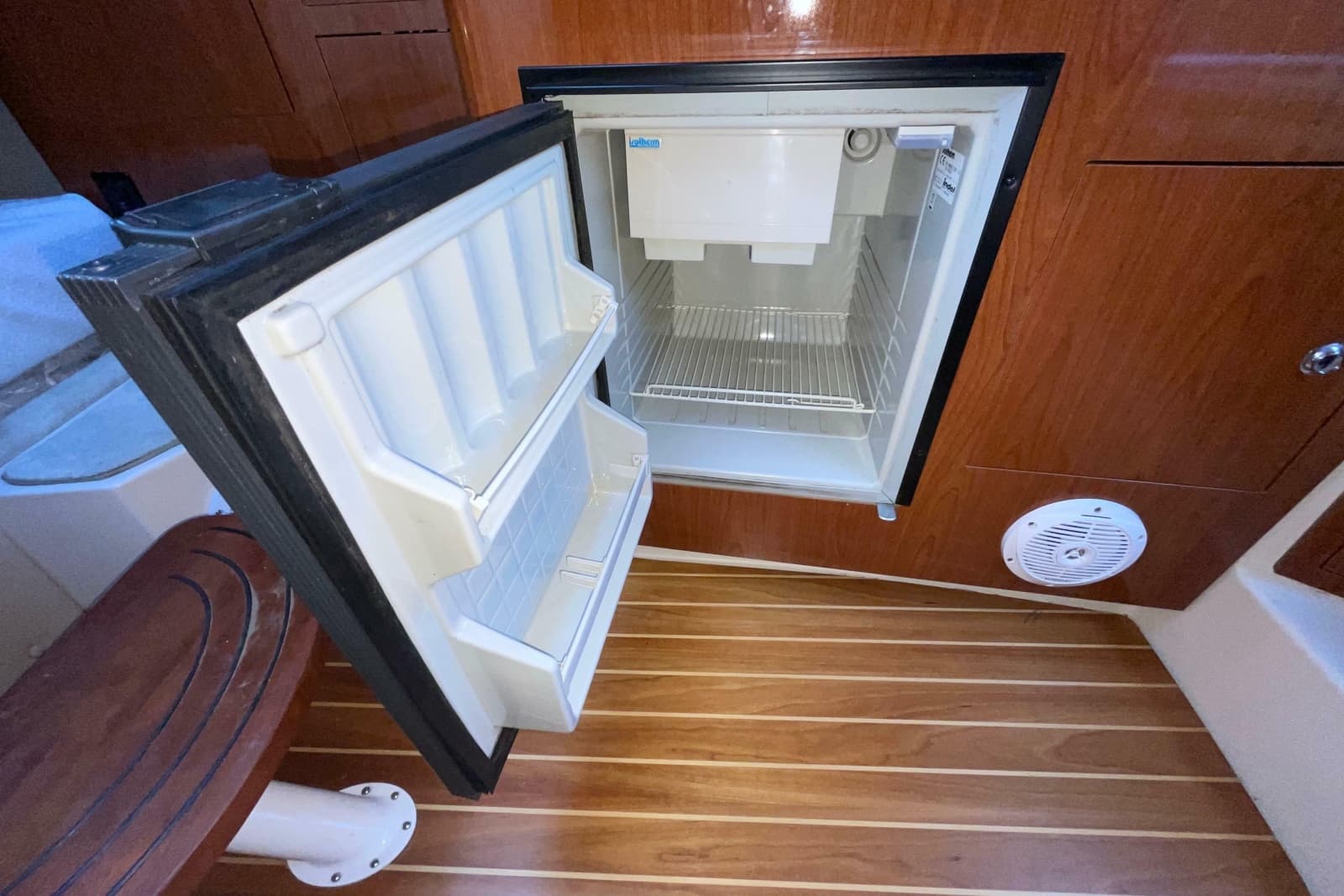 2008 Regal 3060 Window Express - Photo 28