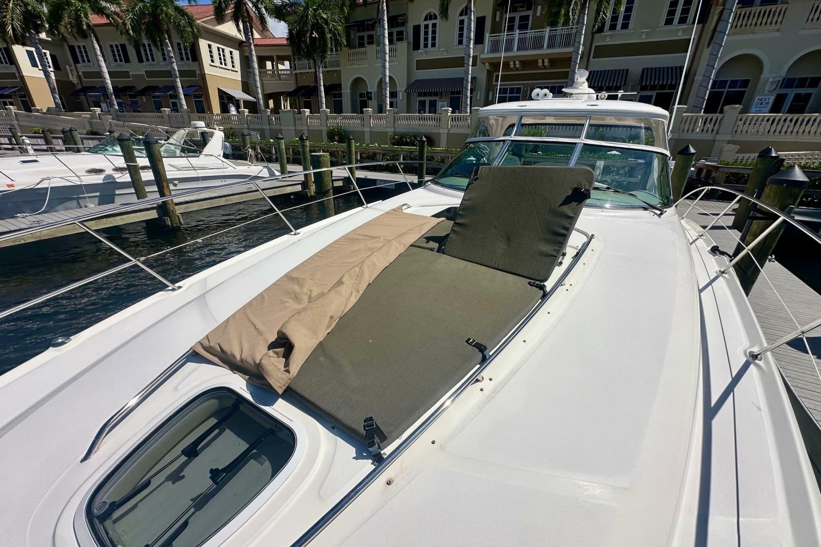 2007 Sea Ray 44 Sundancer - Photo 3