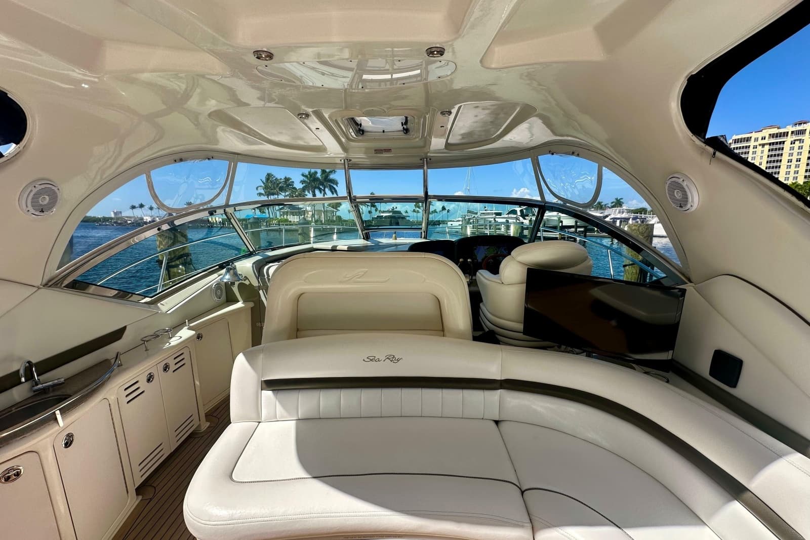 2007 Sea Ray 44 Sundancer - Photo 15