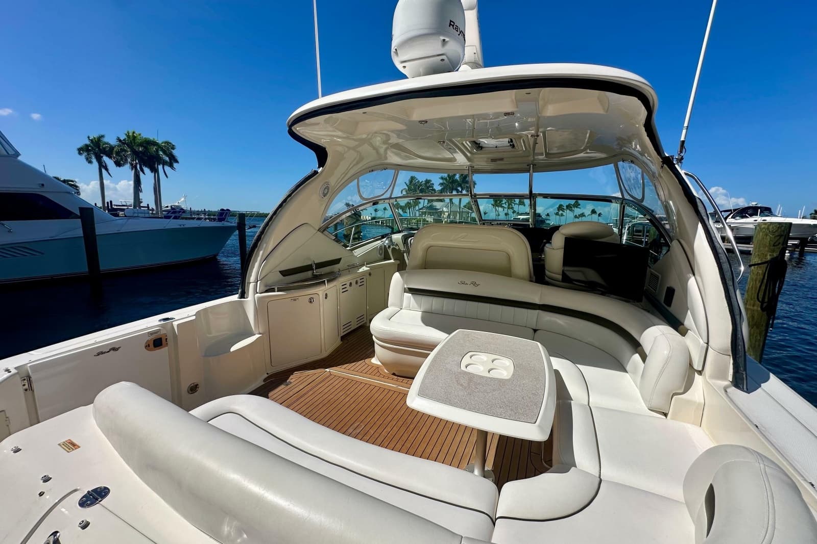 2007 Sea Ray 44 Sundancer - Photo 14