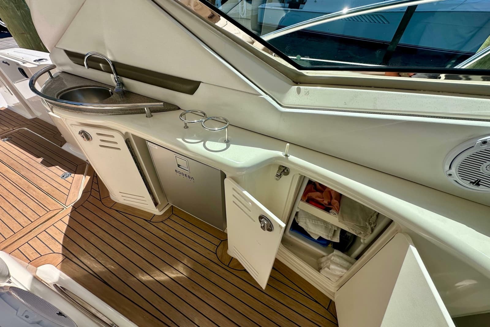 2007 Sea Ray 44 Sundancer - Photo 20