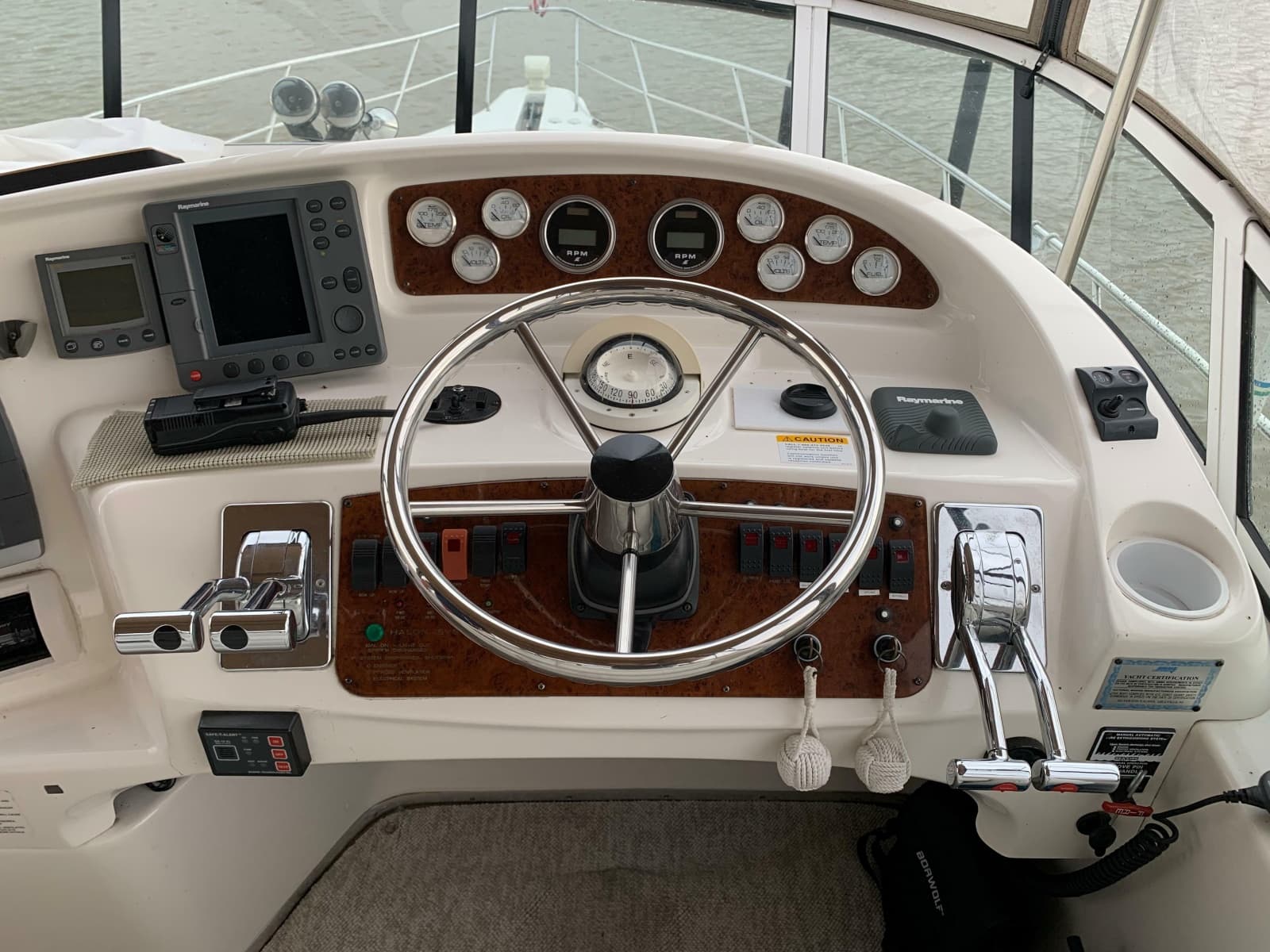 2004 Silverton 410 Sport Bridge - Photo 2