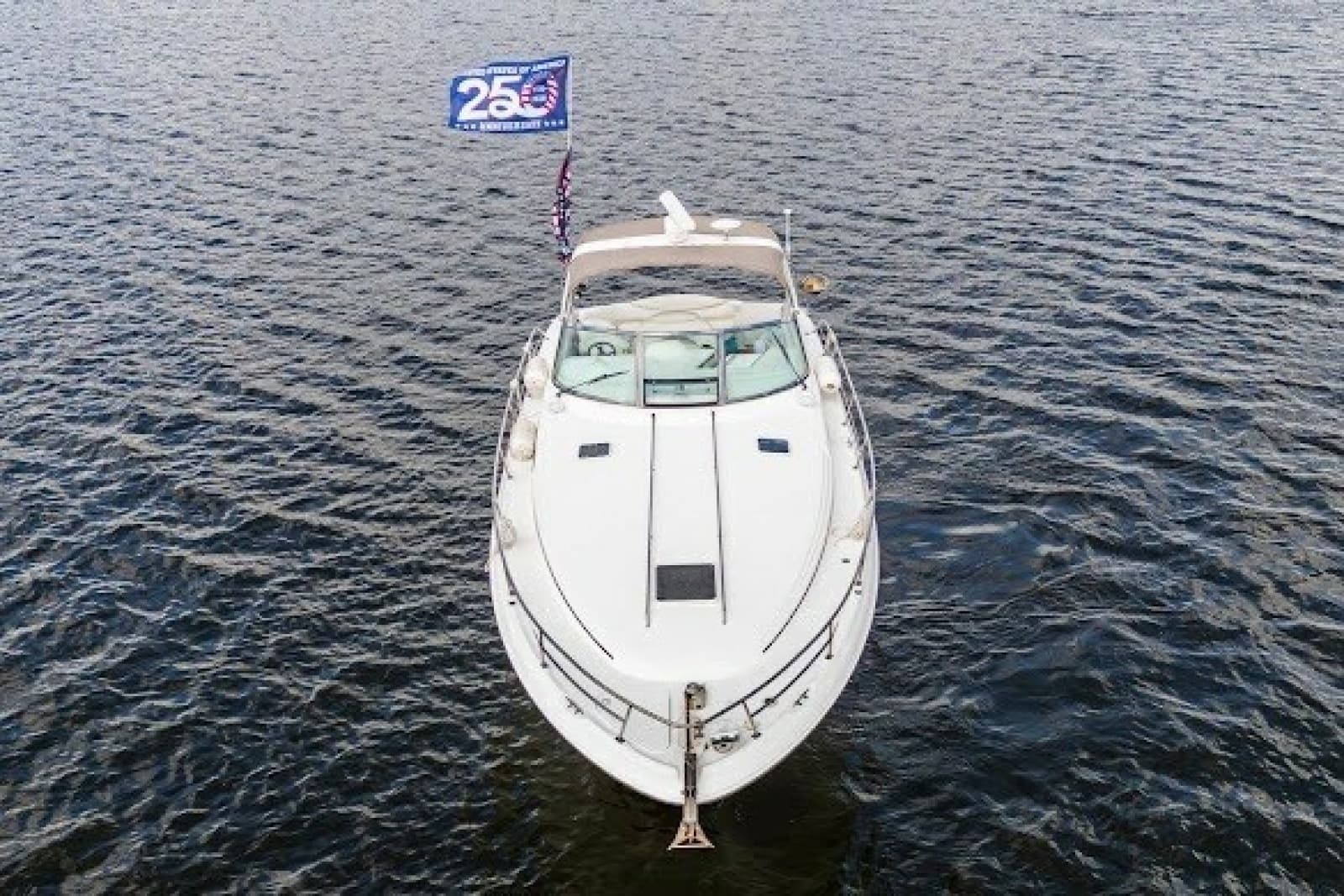 1999 Sea Ray 380 Sundancer - Photo 10
