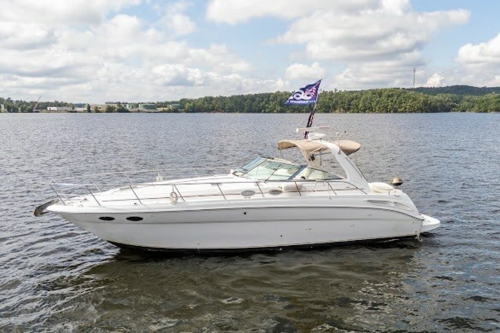 1999 Sea Ray 380 Sundancer - Photo 3