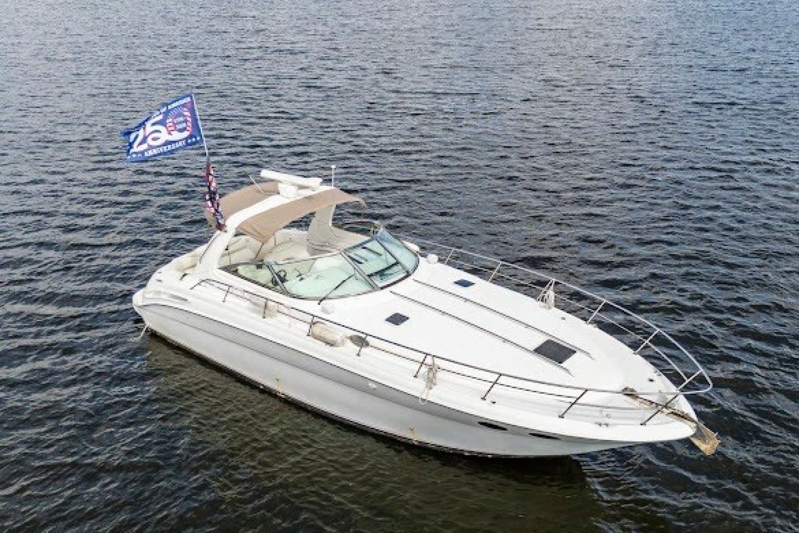 1999 Sea Ray 380 Sundancer - Photo 11