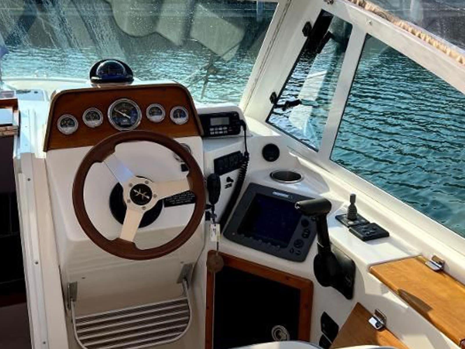 2007 Hunt Yachts Harrier 25 - Photo 9