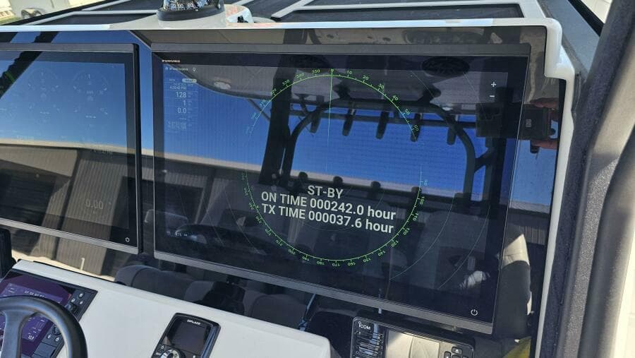 2025 Costa Custom 34SV - Photo 31