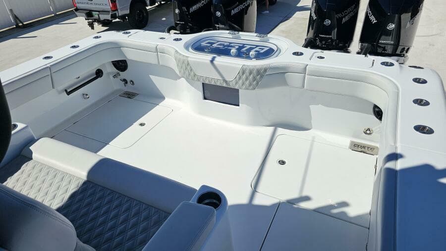 2025 Costa Custom 34SV - Photo 41