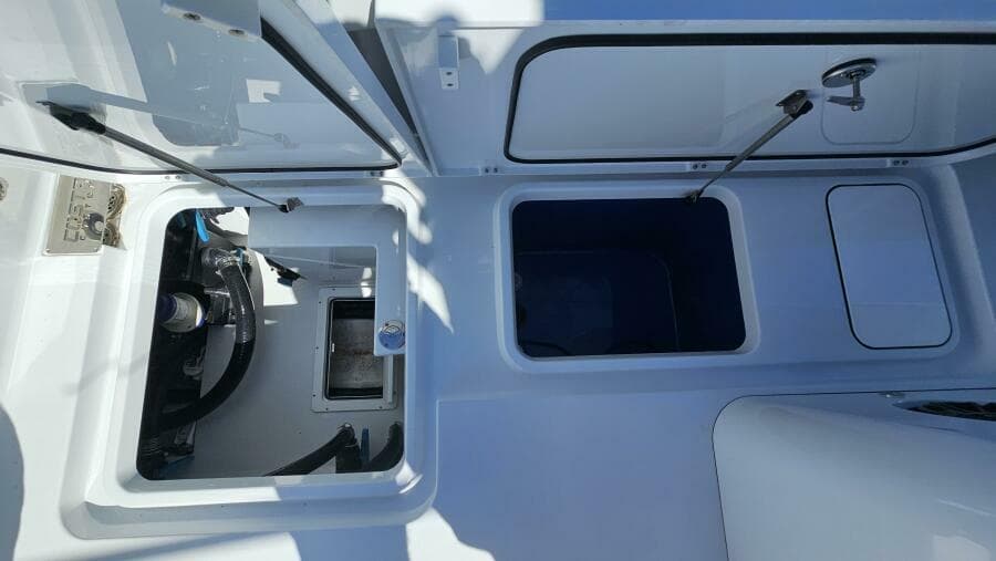 2025 Costa Custom 34SV - Photo 53