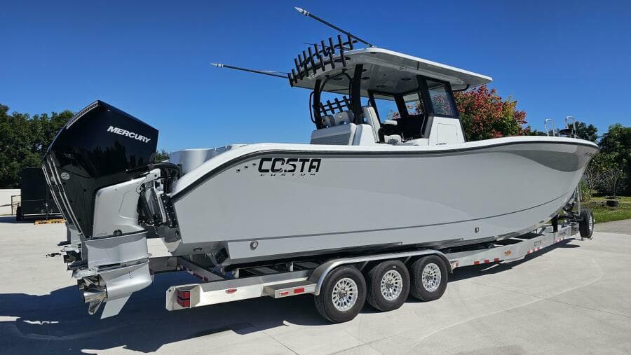 2025 Costa Custom 34SV - Photo 4