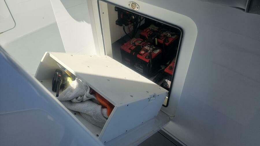 2025 Costa Custom 34SV - Photo 38