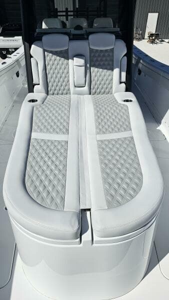 2025 Costa Custom 34SV - Photo 13