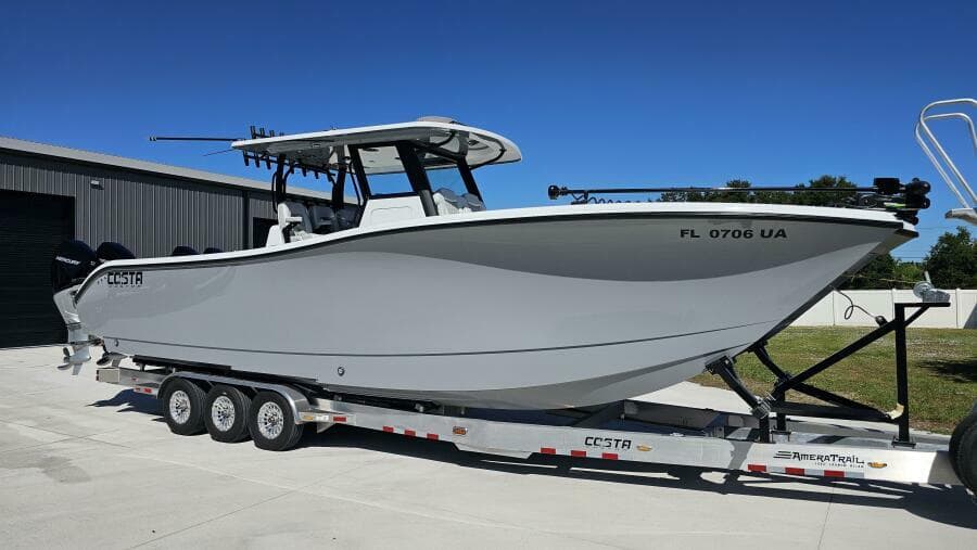 2025 Costa Custom 34SV - Photo 5
