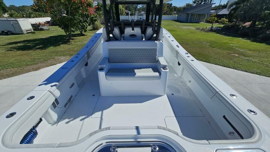 2025 Costa Custom 34SV - Photo 50