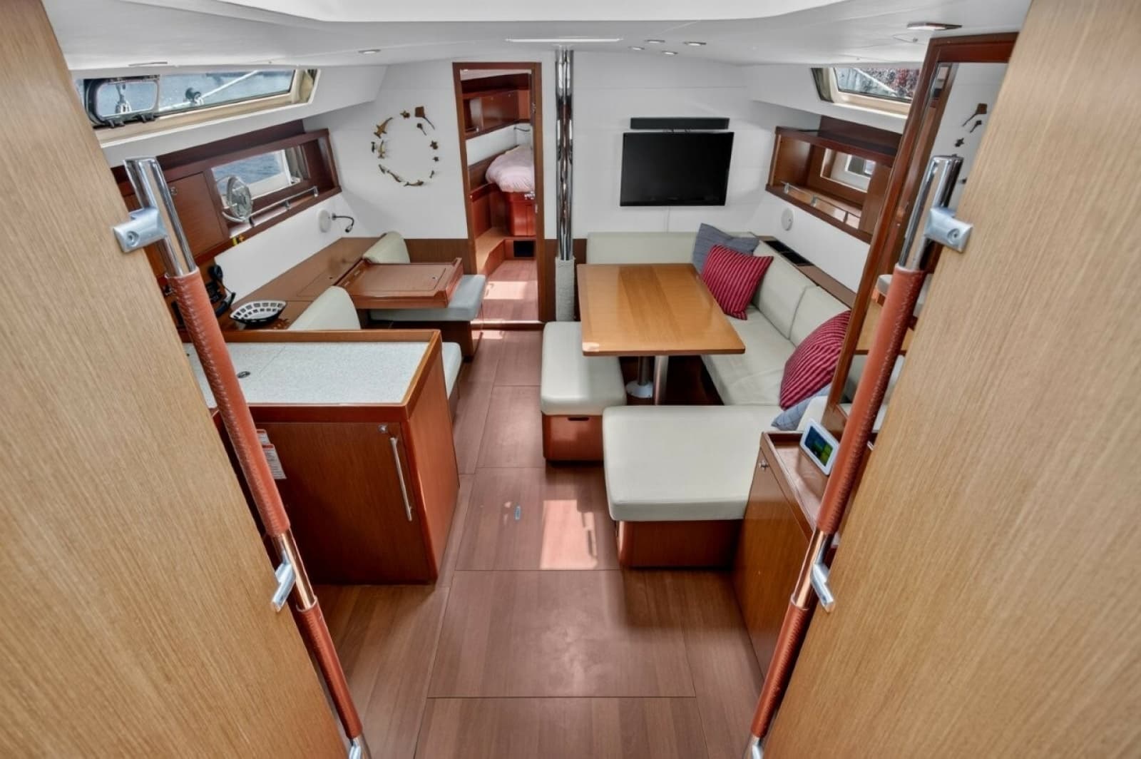 2013 Beneteau Oceanis 45 - Photo 25