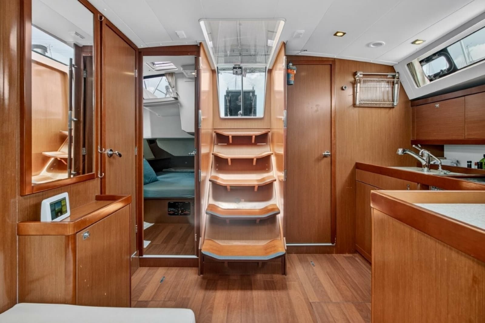 2013 Beneteau Oceanis 45 - Photo 27