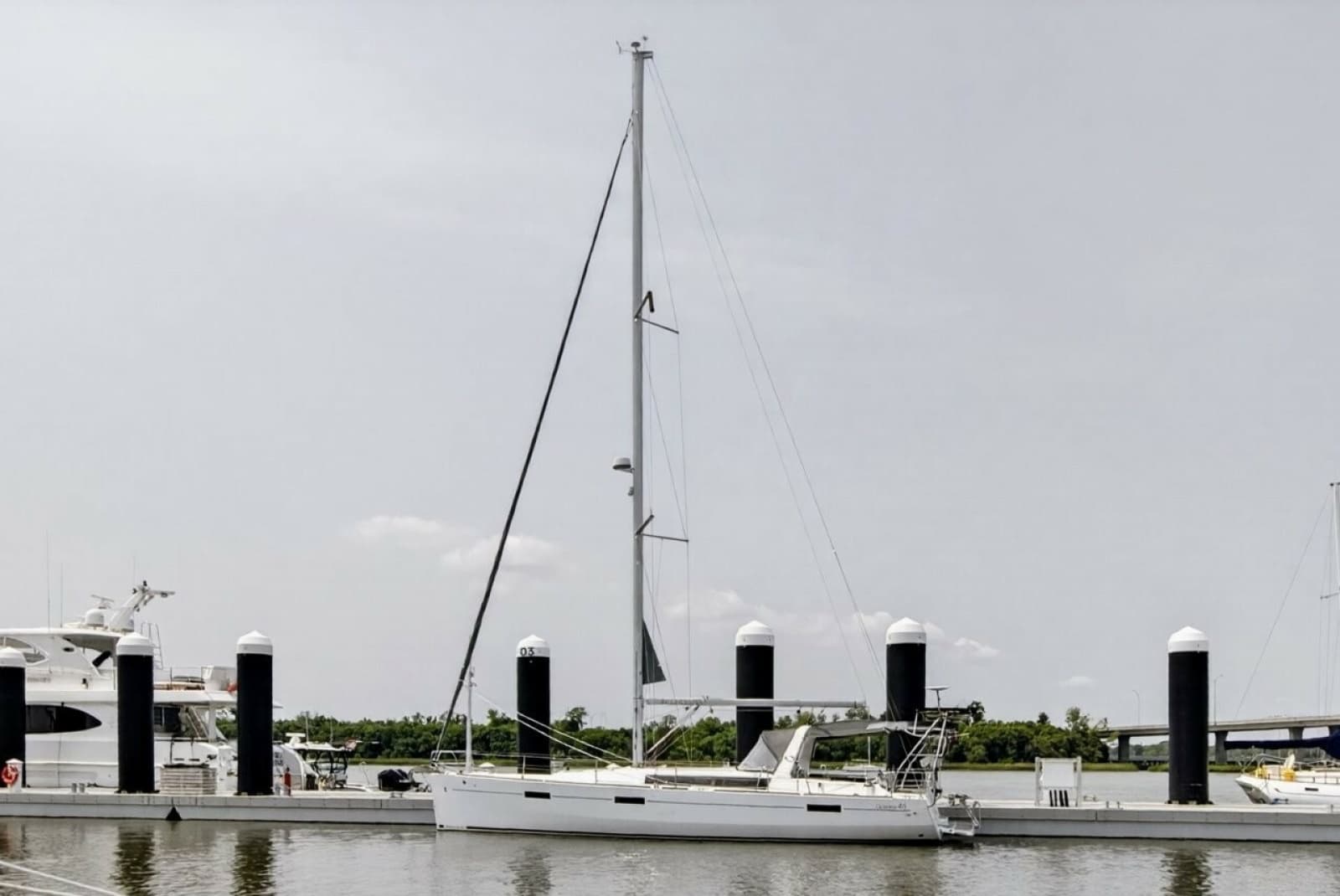 2013 Beneteau Oceanis 45 - Photo 4