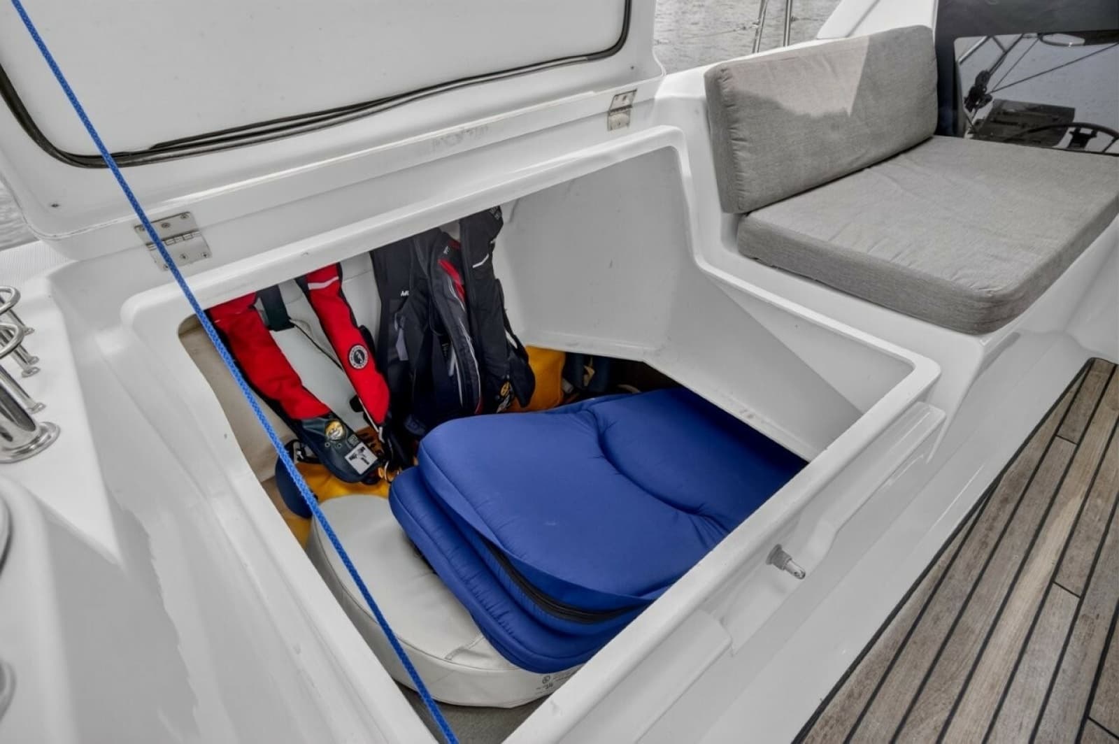 2013 Beneteau Oceanis 45 - Photo 48