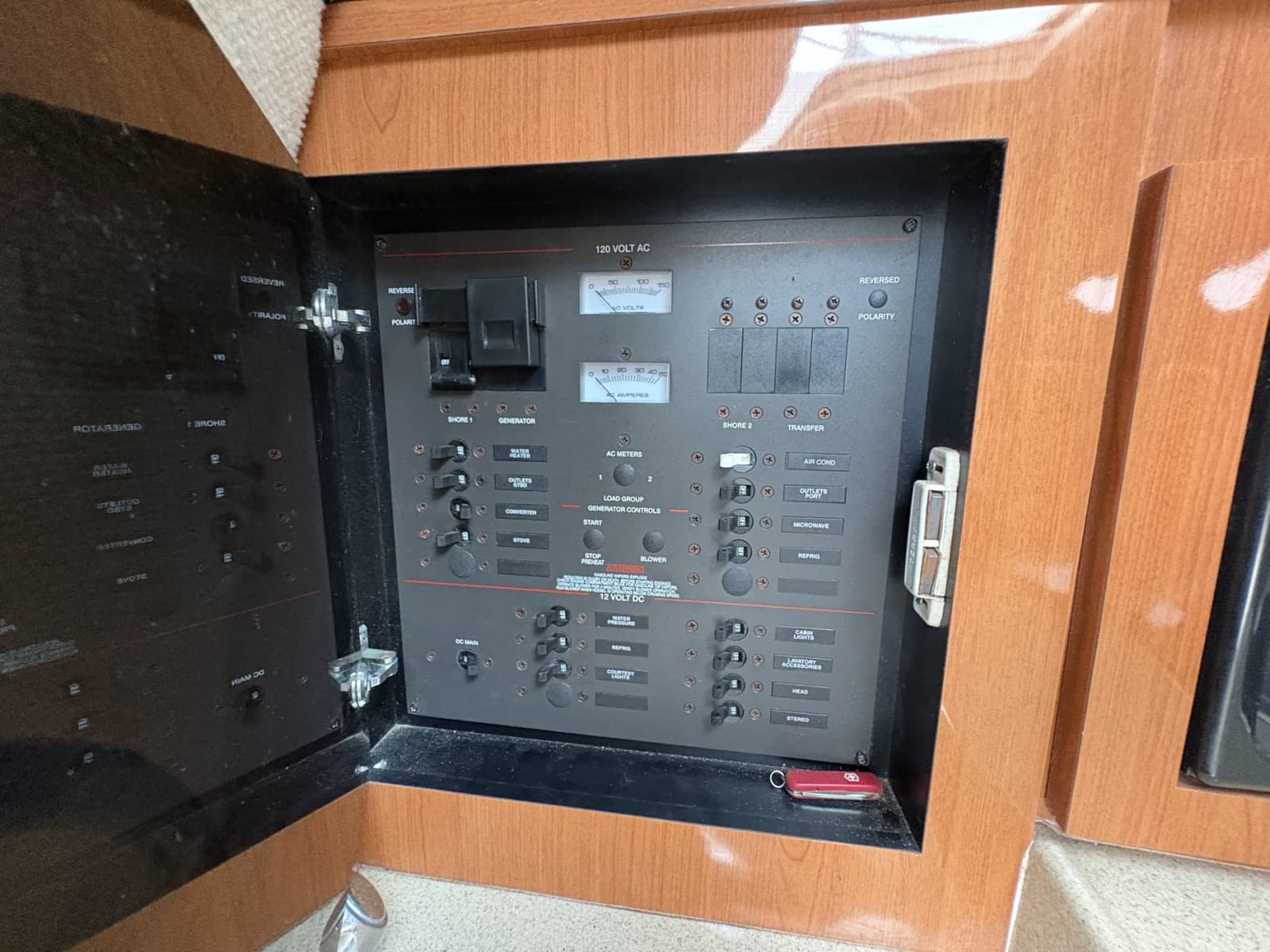2003 Wellcraft 270 Coastal - Photo 11