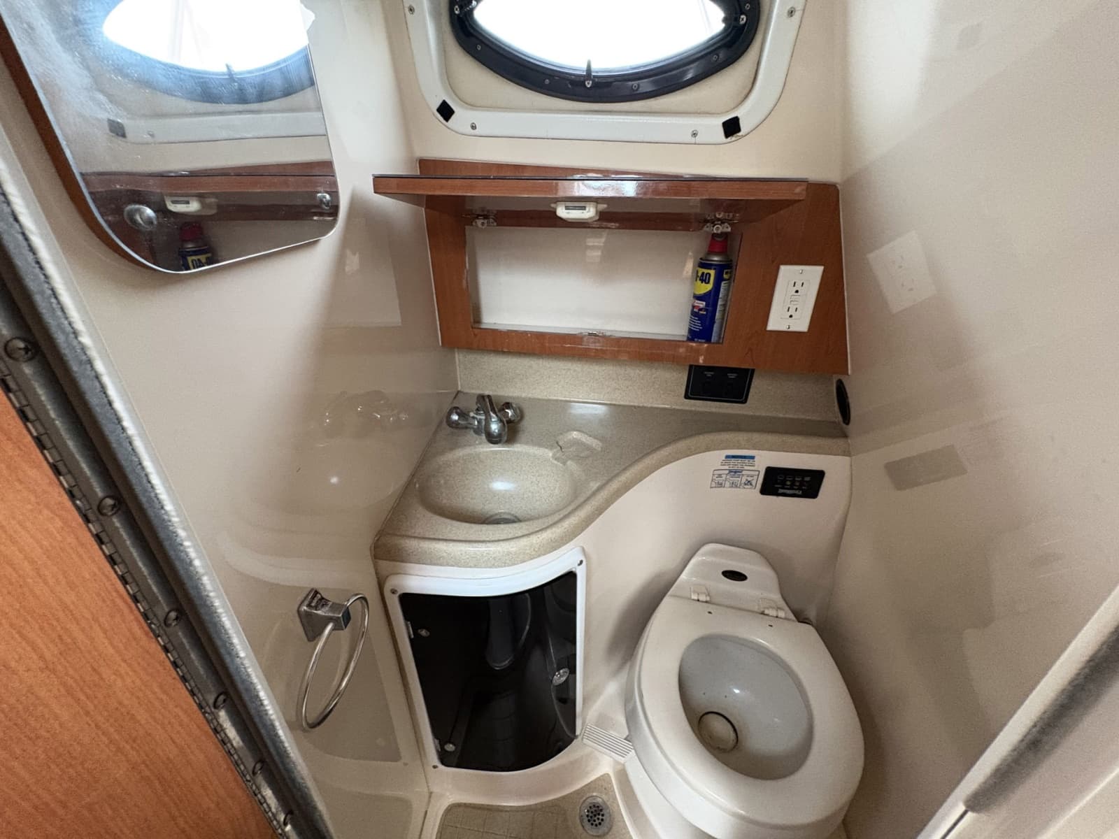 2003 Wellcraft 270 Coastal - Photo 14