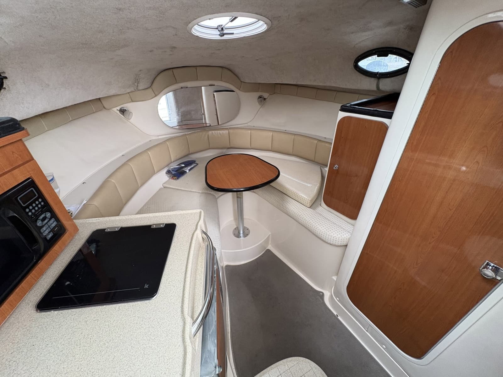 2003 Wellcraft 270 Coastal - Photo 9