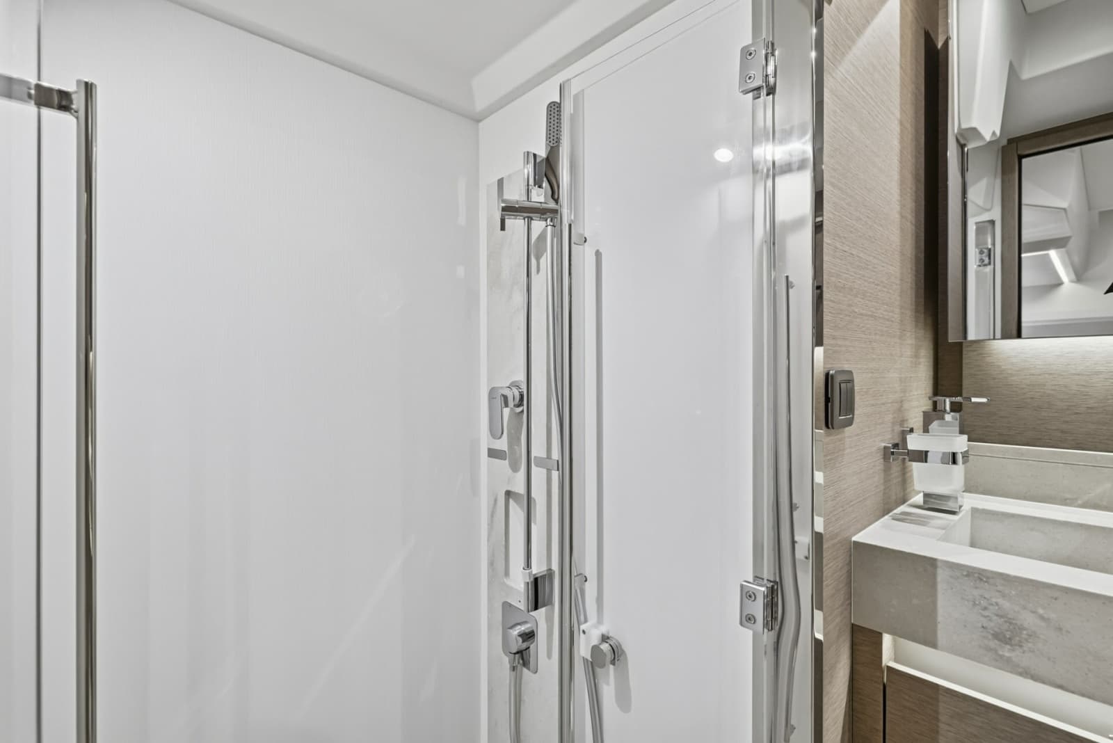 2023 Prestige 520 Fly - Photo 66