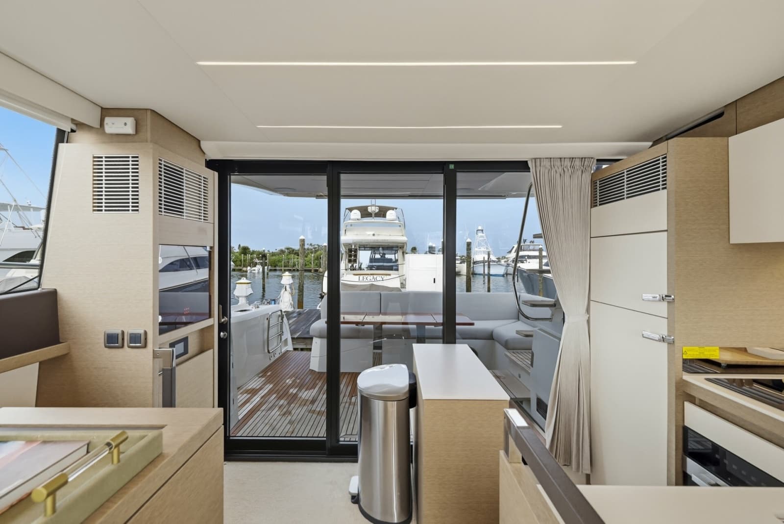 2023 Prestige 520 Fly - Photo 53