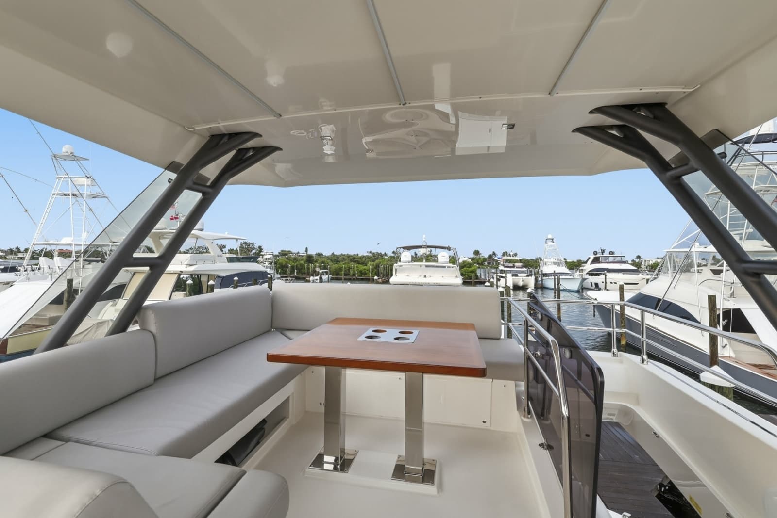 2023 Prestige 520 Fly - Photo 14