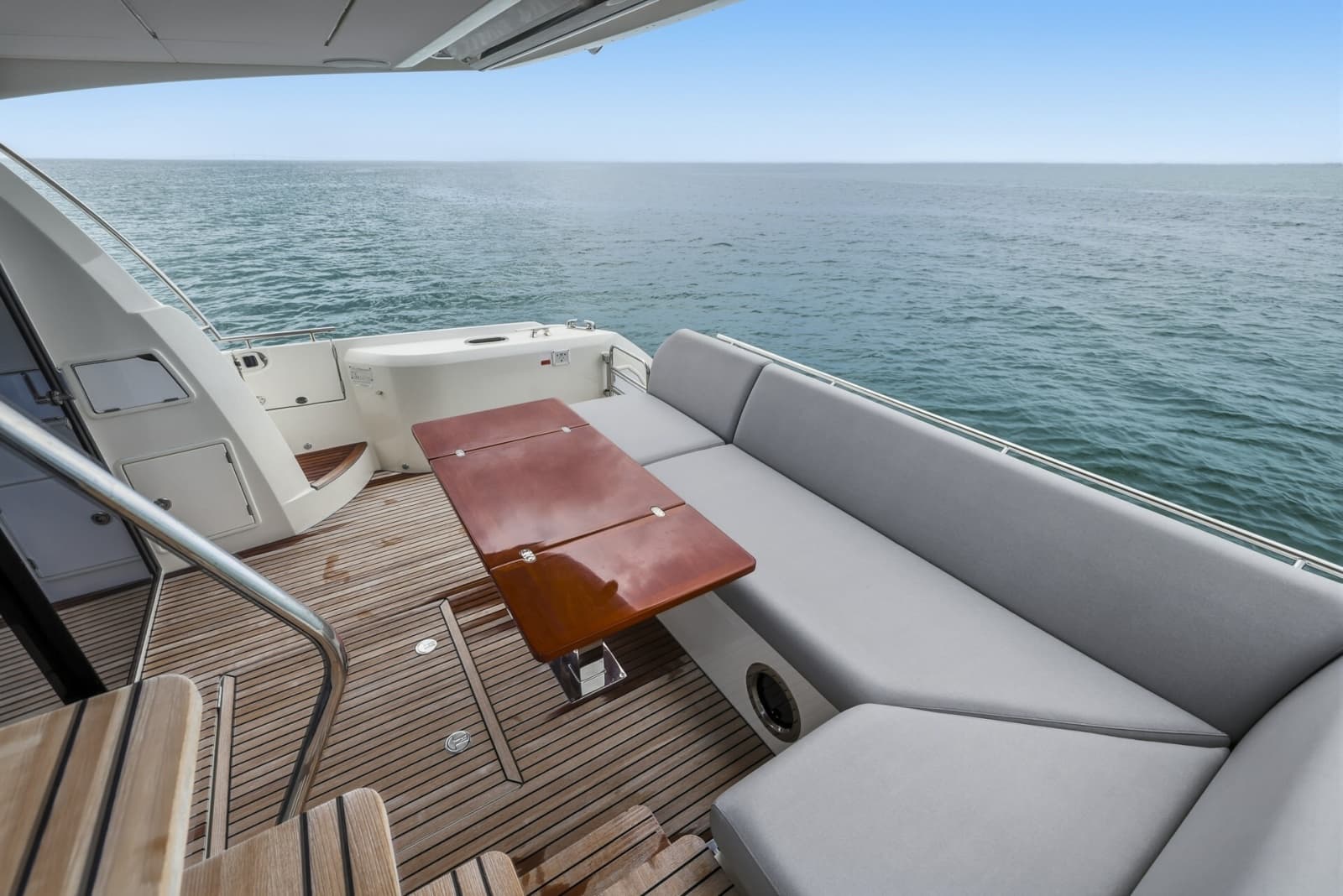 2023 Prestige 520 Fly - Photo 30