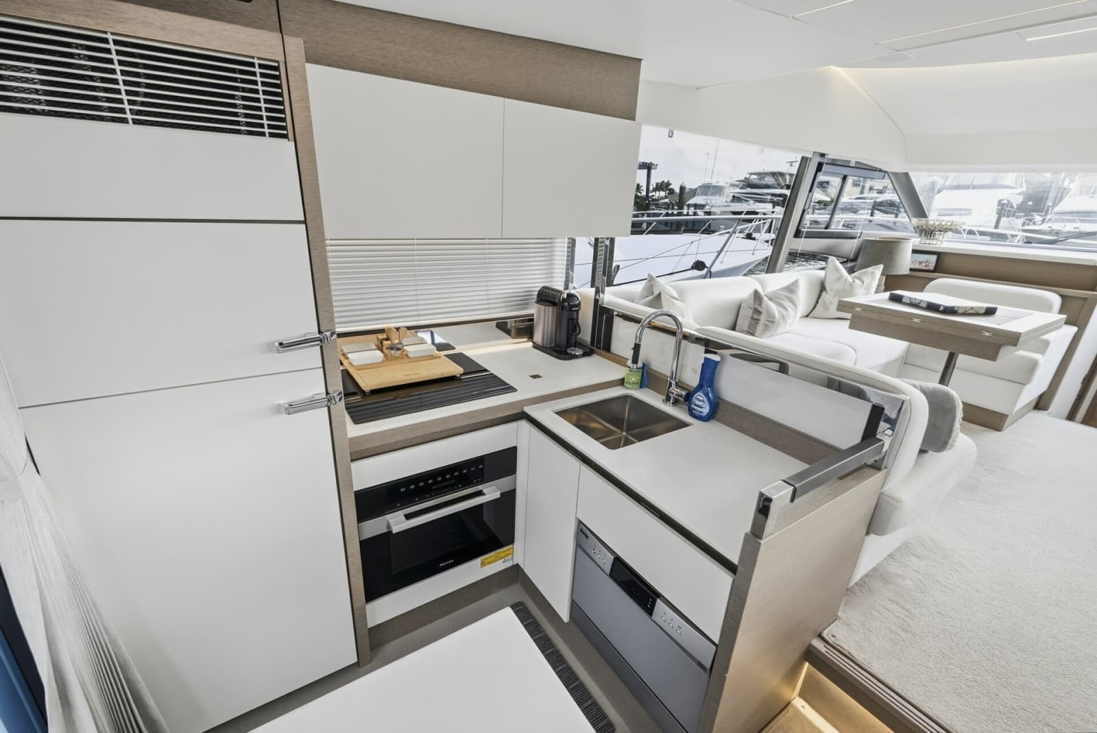 2023 Prestige 520 Fly - Photo 52