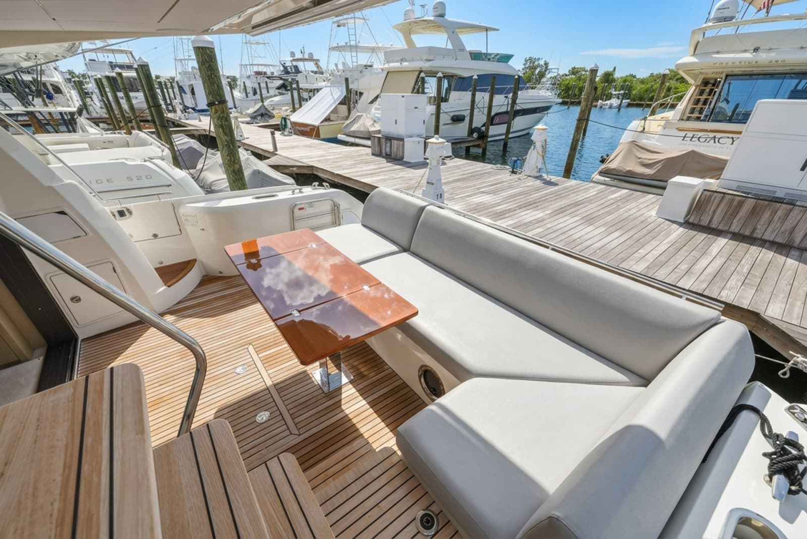 2023 Prestige 520 Fly - Photo 29