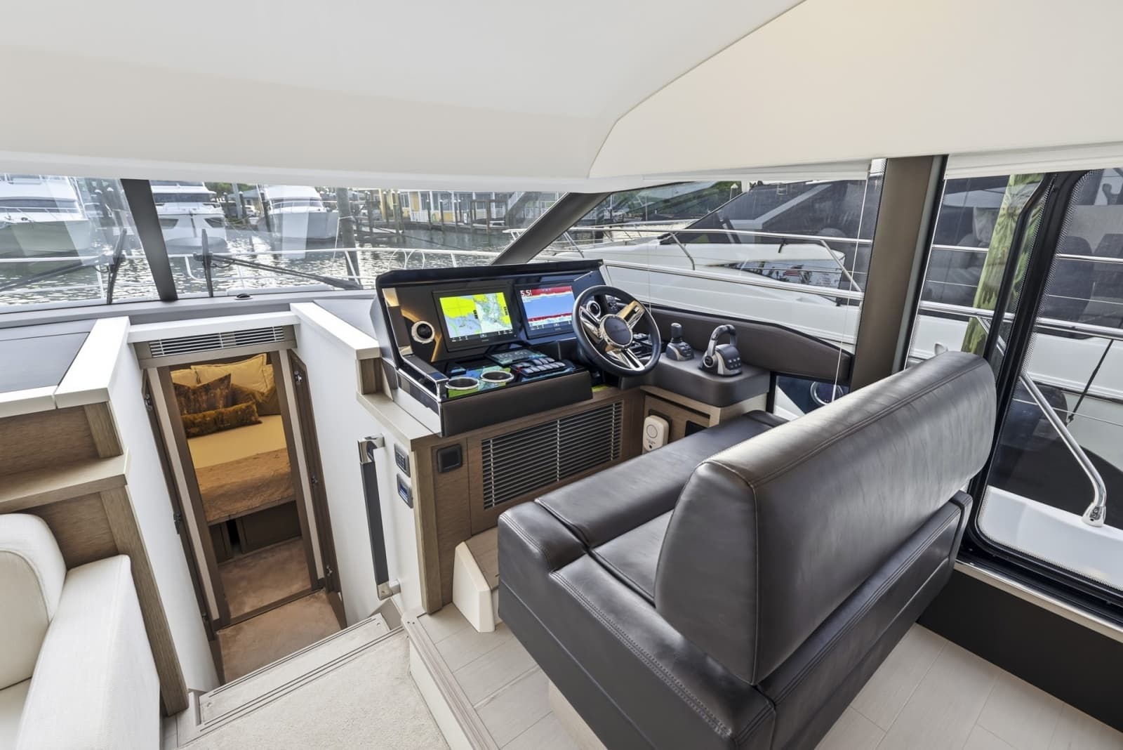 2023 Prestige 520 Fly - Photo 48