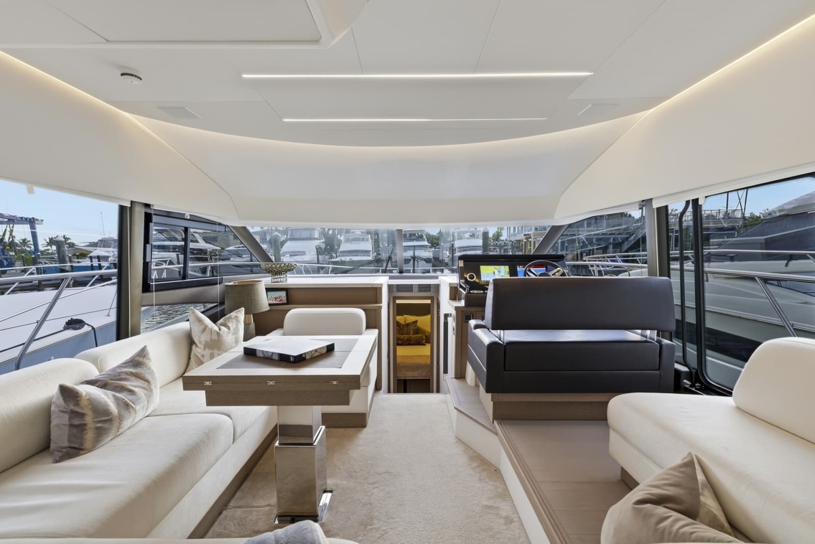 2023 Prestige 520 Fly - Photo 45