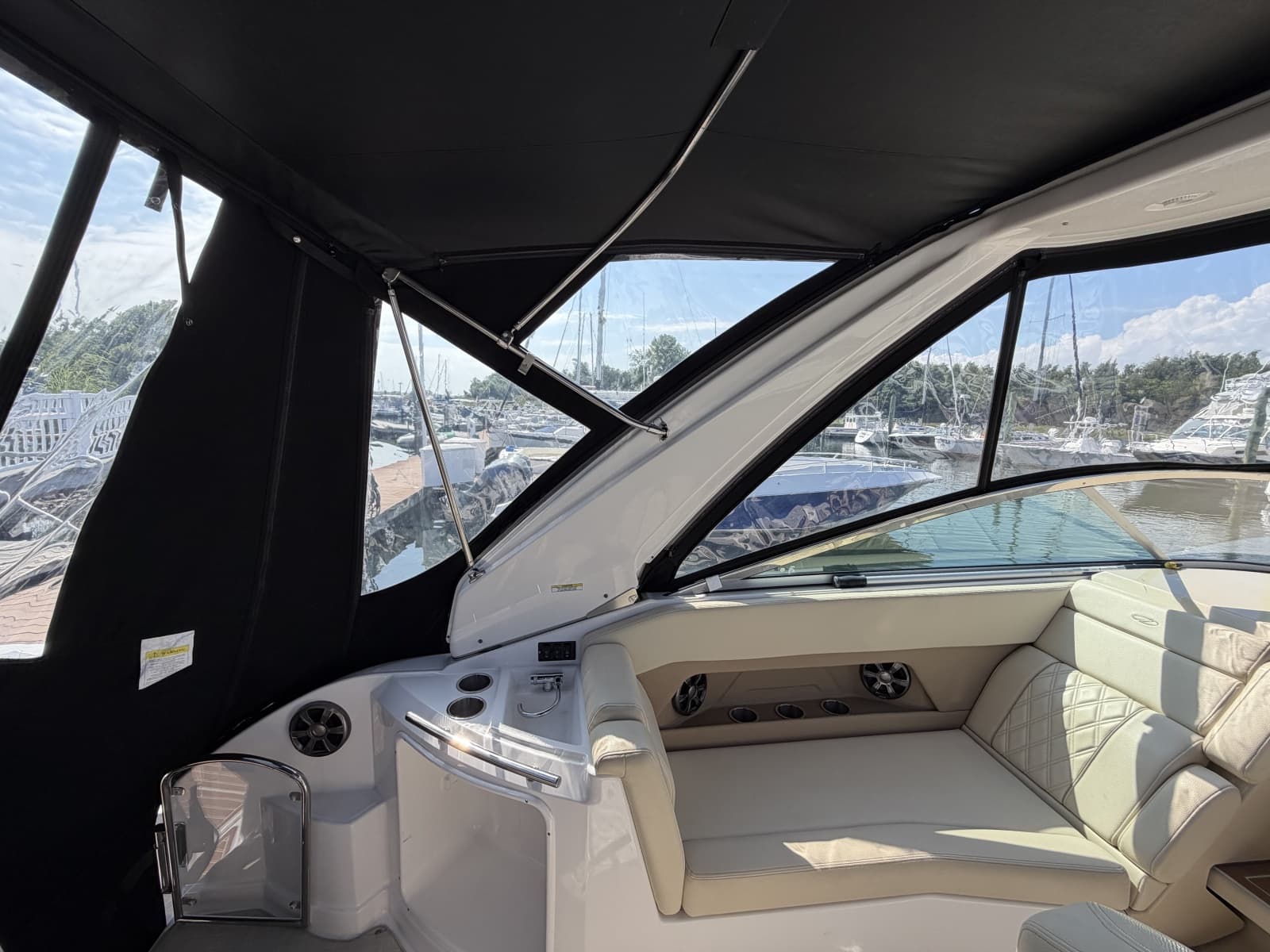 2020 Regal 28 Express - Photo 41