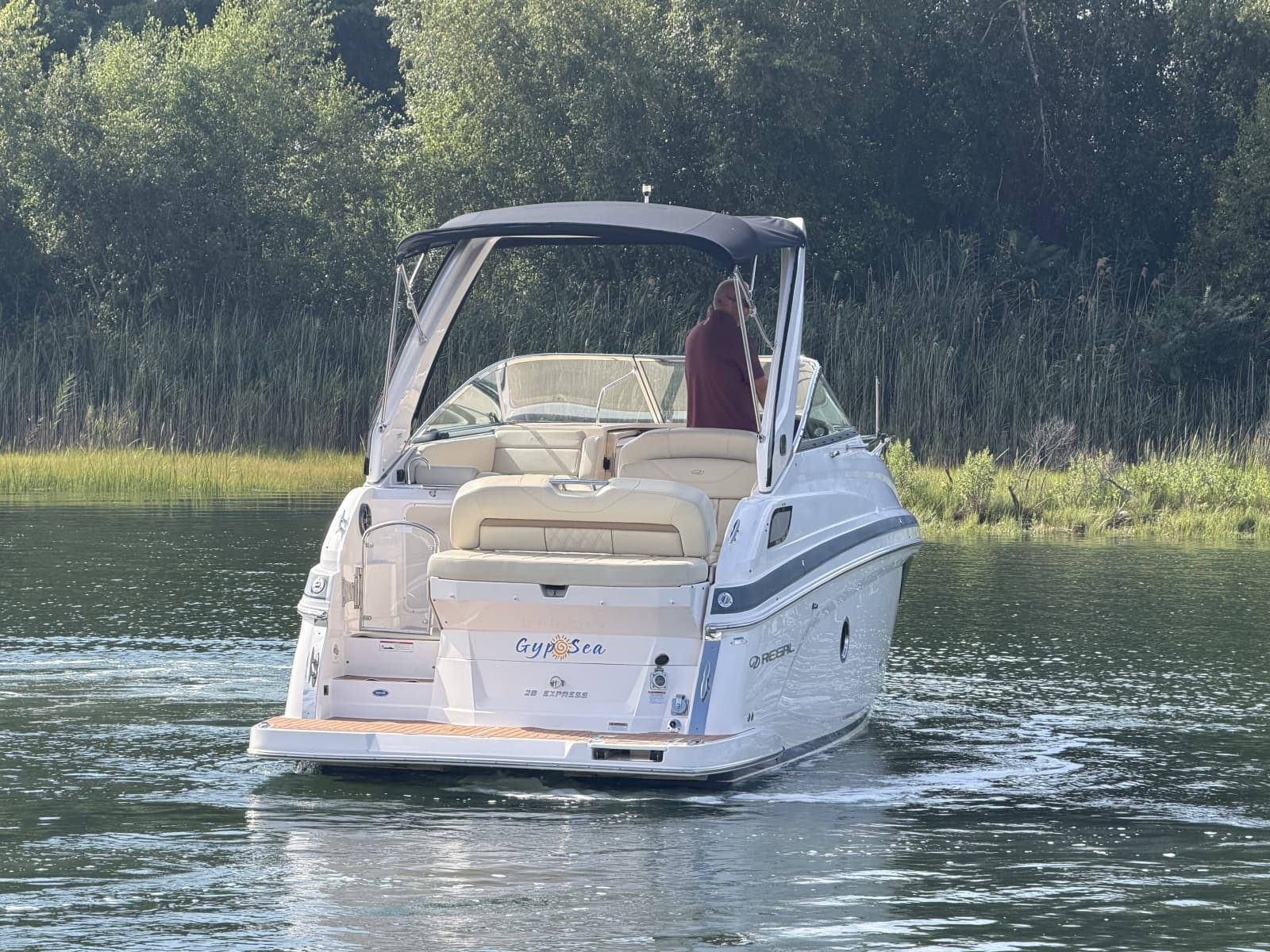 2020 Regal 28 Express - Photo 2