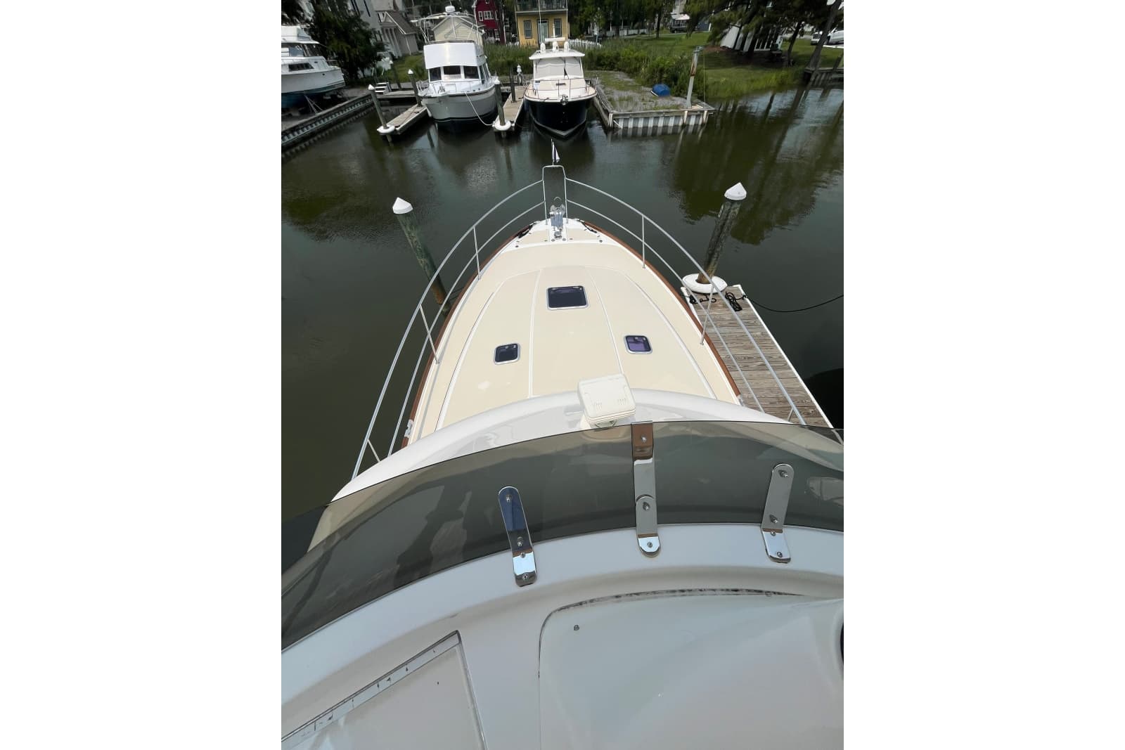 2018 Sabre 42 Fly Bridge Sedan - Photo 6